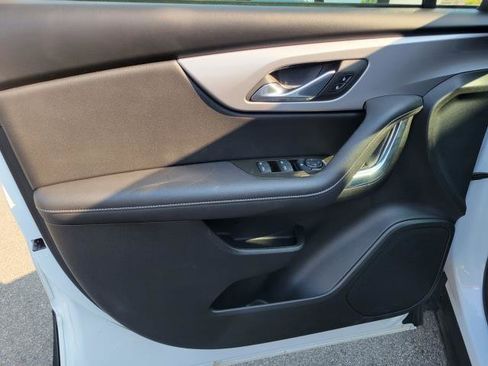 Used 2023 Chevrolet Blazer LT w/ Driver Confidence Package image 15