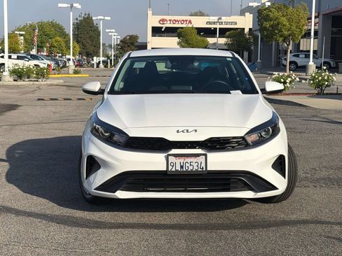 Used 2024 Kia Forte LX FWD image 2