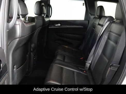 Used 2019 Jeep Grand Cherokee Trailhawk w/ Trailhawk Luxury Group AWD/4WD image 16