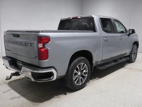 Used 2024 Chevrolet Silverado 1500 LT w/ Z71 Off-Road Package AWD/4WD image 2