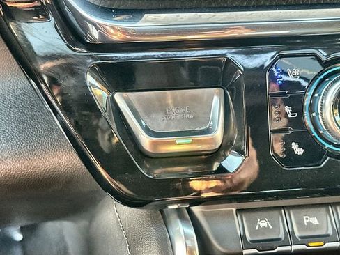 Used 2025 GMC Sierra 1500 Denali w/ Technology Package image 17