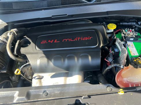 Used 2020 Jeep Compass Limited image 34