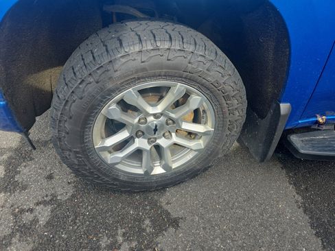 Used 2022 Chevrolet Silverado 1500 RST image 2