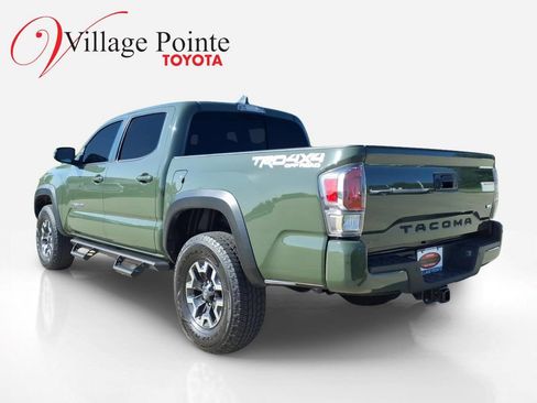 Certified 2021 Toyota Tacoma TRD Off-Road w/ TRD Premium Off Road Package AWD/4WD image 6