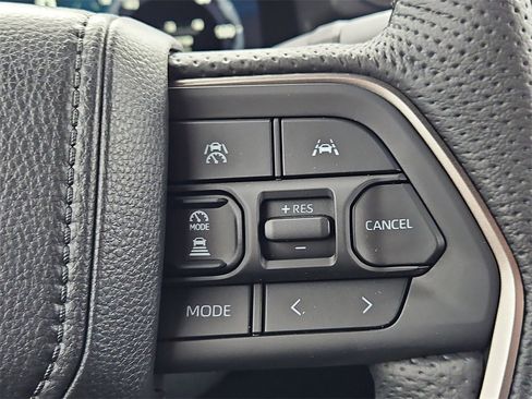 New 2025 Toyota Tacoma TRD Off-Road image 17