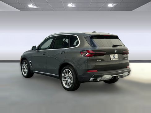 New 2026 BMW X5 xDrive40i AWD/4WD image 3