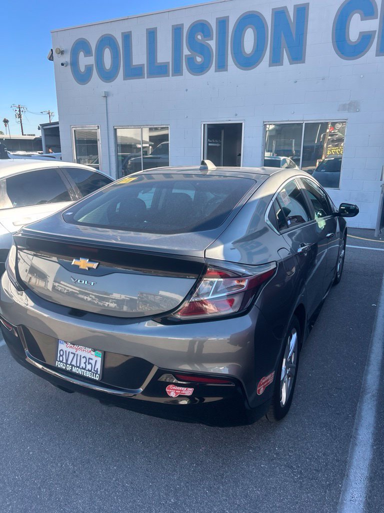 Used 2017 Chevrolet Volt LT FWD image 9