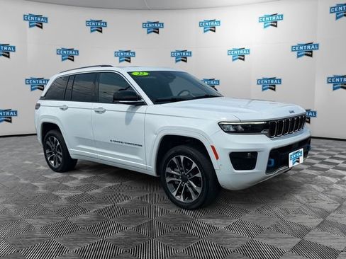 Used 2022 Jeep Grand Cherokee Overland AWD/4WD image 8