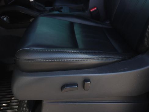Used 2022 Nissan Frontier PRO-4X w/ Pro-4X Premium Package AWD/4WD image 18