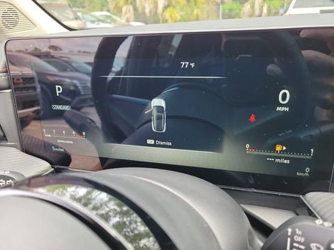 New 2026 Nissan Kicks SR w/ Cold Weather Package FWD image 14