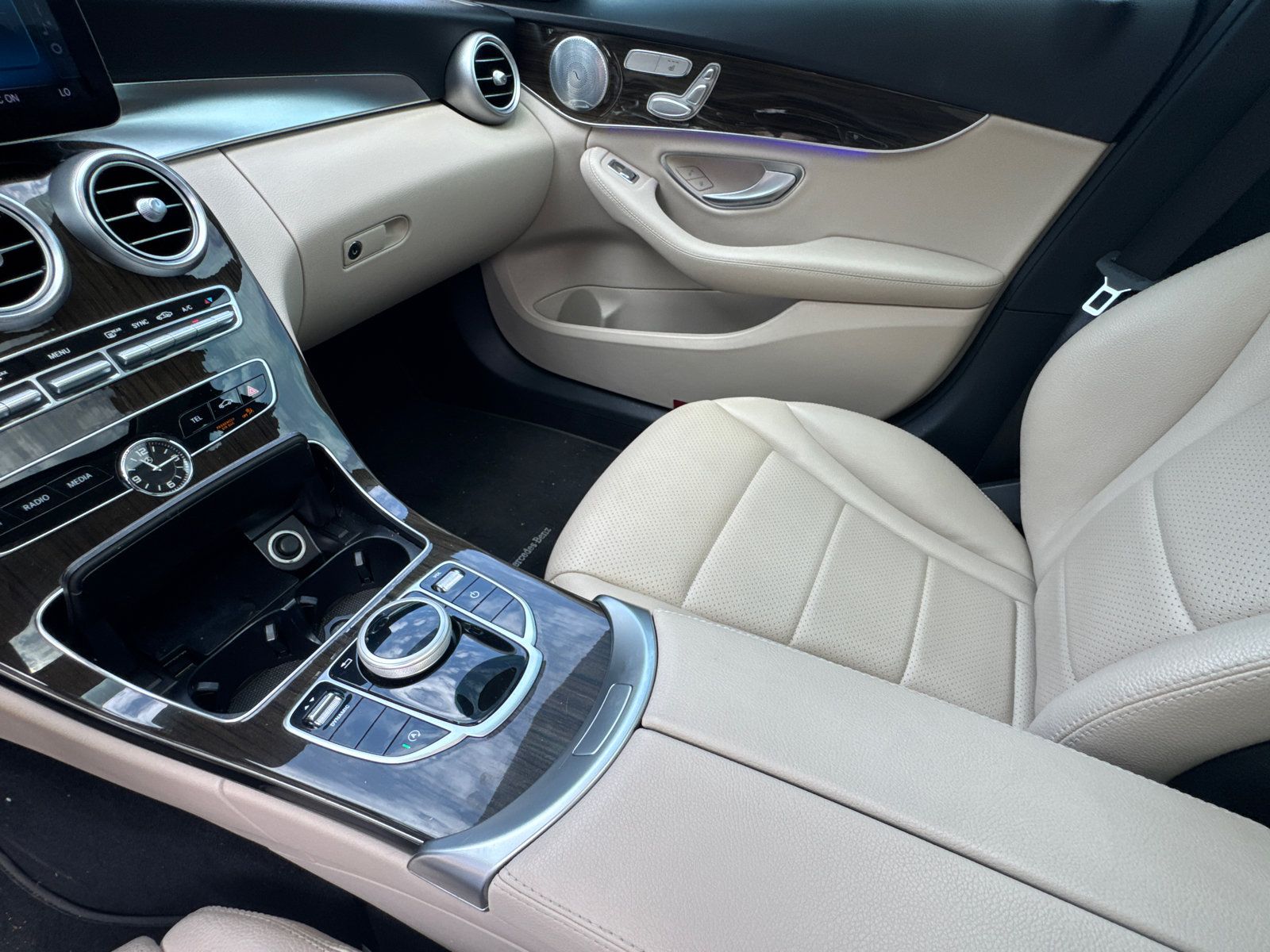 Used 2021 Mercedes-Benz C 300 Sedan image 31