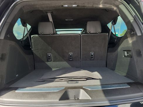 Used 2023 Cadillac Escalade ESV Sport Platinum image 19