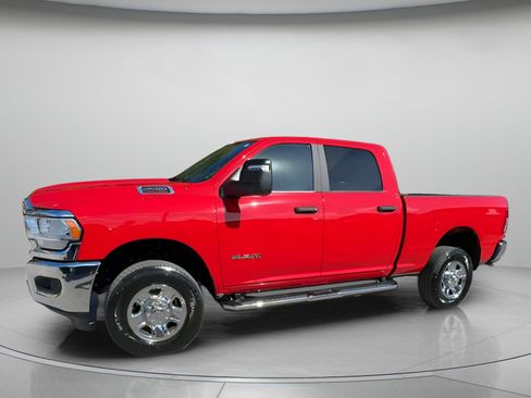 Used 2024 RAM 2500 Big Horn w/ Bed Utility Group image 13