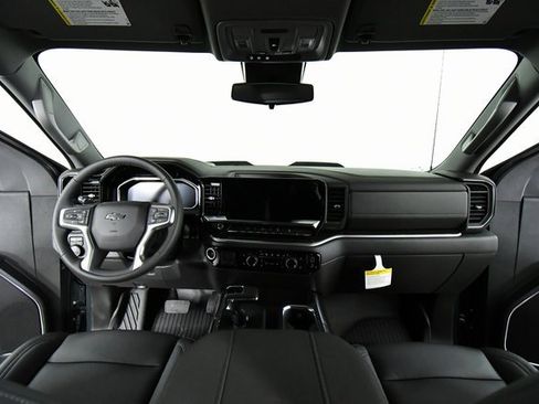 New 2026 Chevrolet Silverado 1500 LT Trail Boss w/ Convenience Package II image 17