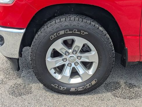 Used 2024 RAM 1500 Laramie AWD/4WD image 10