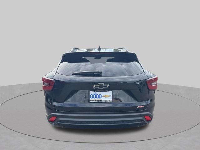 Used 2024 Chevrolet Trax RS w/ Sunroof Package FWD image 4