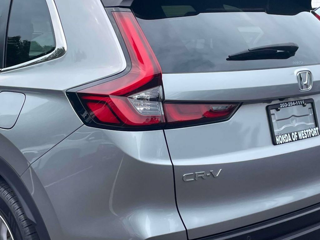 Used 2024 Honda CR-V EX-L image 9