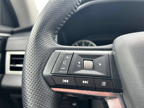 Used 2024 Mitsubishi Outlander SE FWD image 14