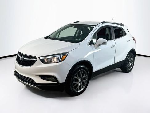Used 2019 Buick Encore Sport Touring FWD image 3