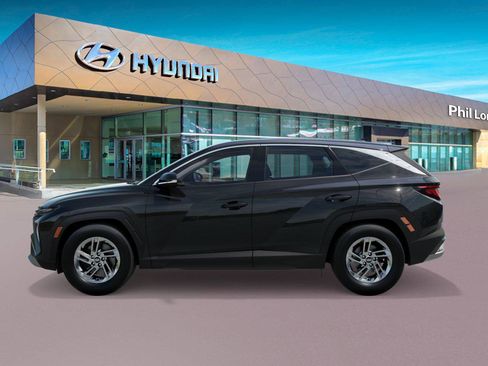 New 2026 Hyundai Tucson SE AWD/4WD image 3
