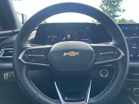Used 2026 Chevrolet Traverse LT AWD/4WD image 24