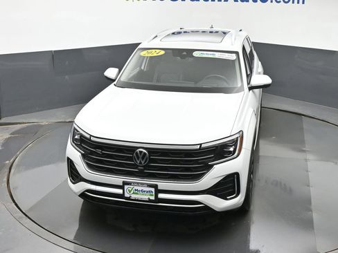 Used 2024 Volkswagen Atlas SEL Premium R-Line image 26