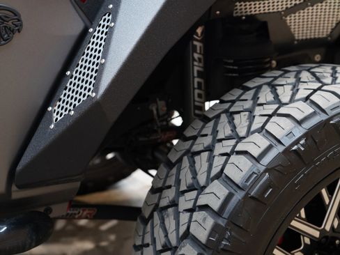 Used 2020 Jeep Gladiator Sport w/ Quick Order Package 24S image 35