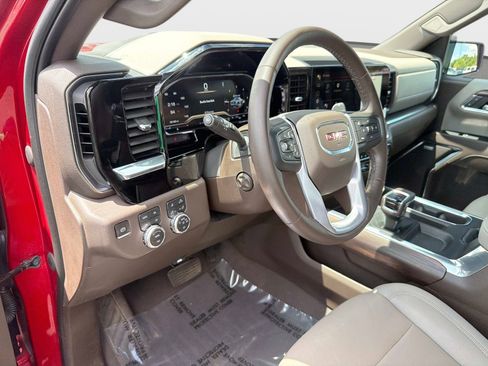 Used 2023 GMC Sierra 1500 SLT AWD/4WD image 21