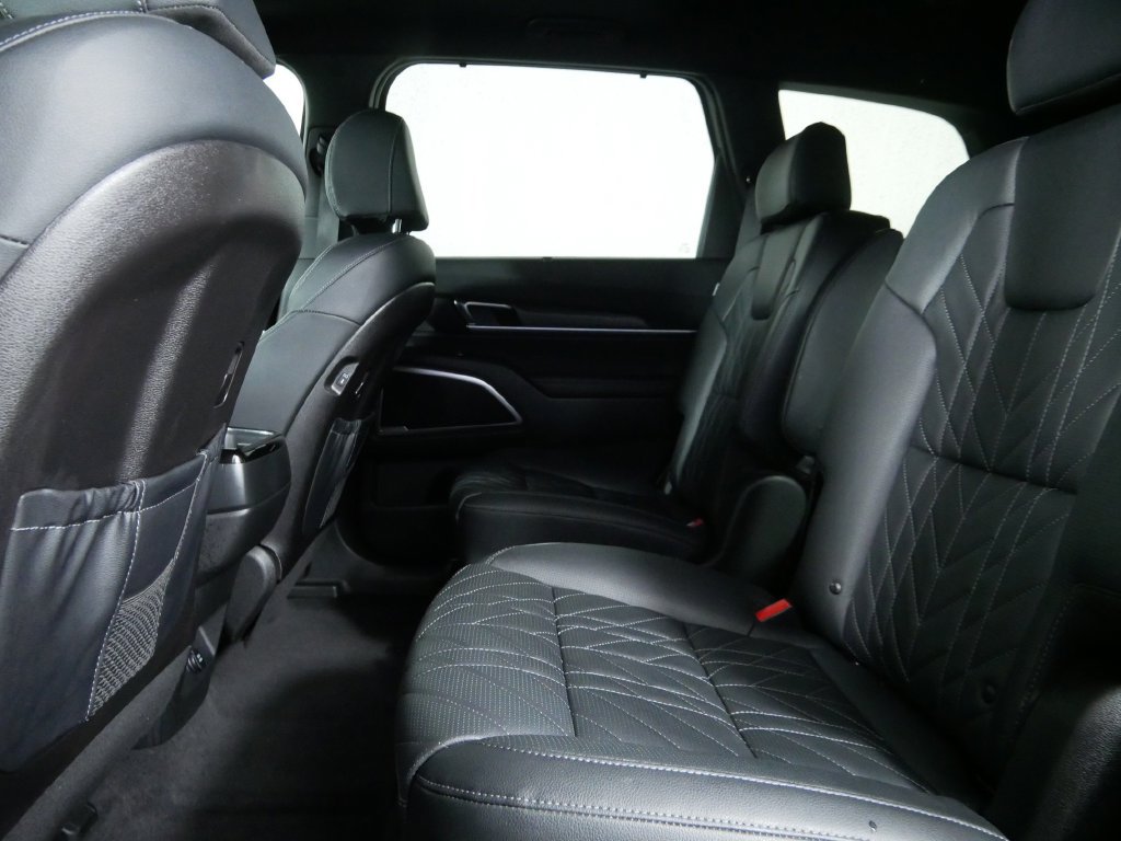 Used 2025 Kia Telluride EX X-Line AWD/4WD image 18