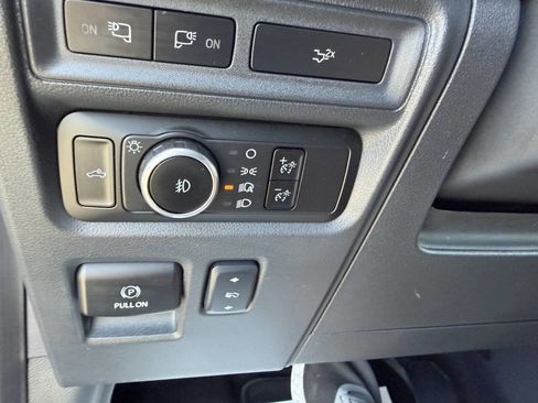 Used 2023 Ford F150 Lariat w/ Equipment Group 502A High AWD/4WD image 13