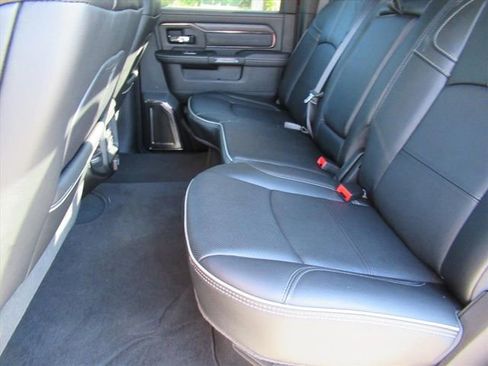 Certified 2024 RAM 2500 Limited image 32