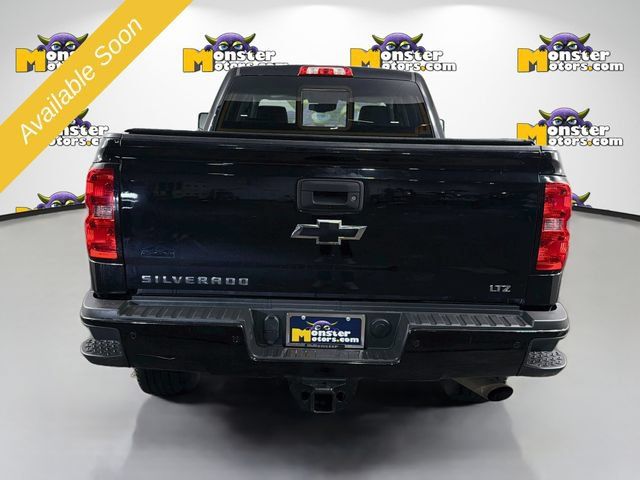 Used 2018 Chevrolet Silverado 2500 LTZ w/ Custom Sport Edition AWD/4WD image 6