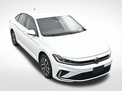 Used 2025 Volkswagen Jetta S FWD image 21