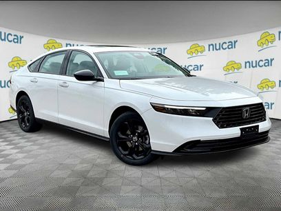 New 2025 Honda Accord SE