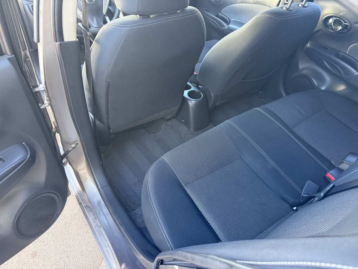 Used 2016 Nissan Versa SV FWD image 40
