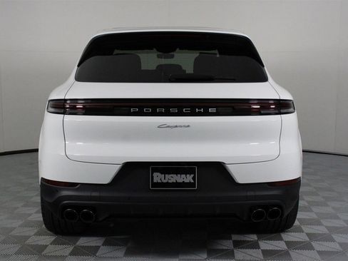 New 2026 Porsche Cayenne image 6