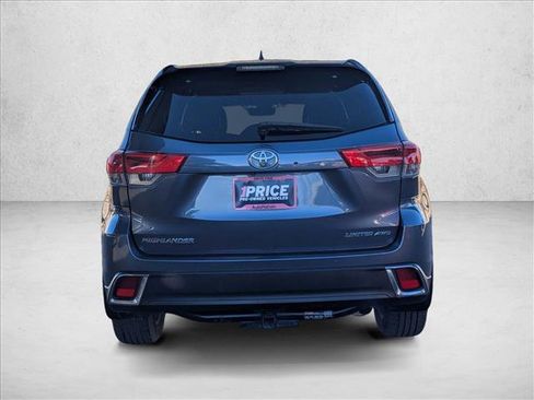 Used 2019 Toyota Highlander Limited image 6