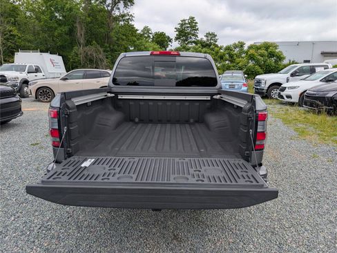 Used 2023 Nissan Frontier PRO-4X w/ Pro Convenience Package AWD/4WD image 12