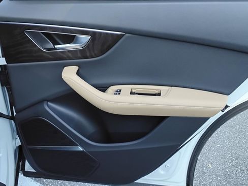 Certified 2025 Audi Q8 Premium Plus w/ Premium Plus Package image 23