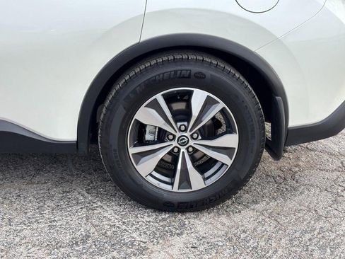 Used 2023 Nissan Murano SV image 11