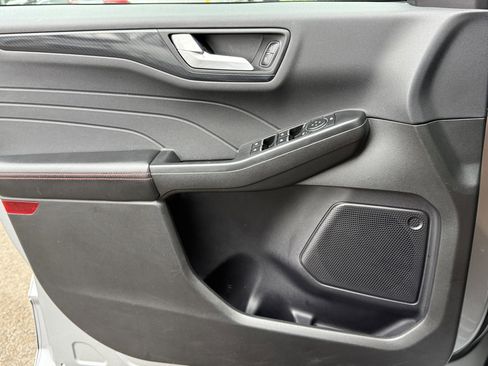 Used 2024 Ford Escape ST-Line image 28