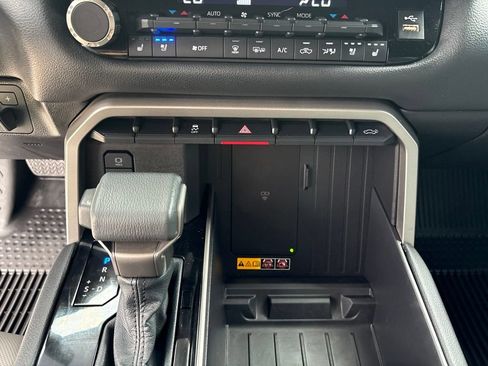 Used 2026 Toyota Tundra Limited w/ Power Package AWD/4WD image 18