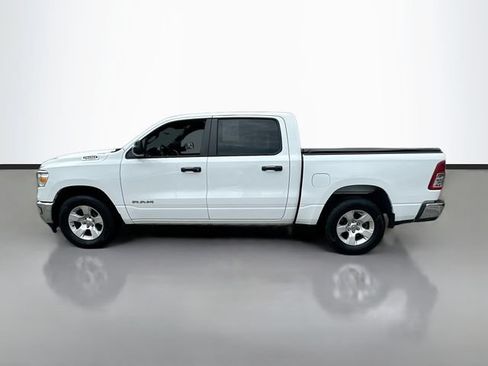 Used 2024 RAM 1500 Big Horn AWD/4WD image 9