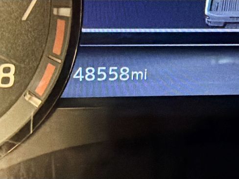 Used 2022 Nissan Frontier PRO-4X w/ Technology Package image 19