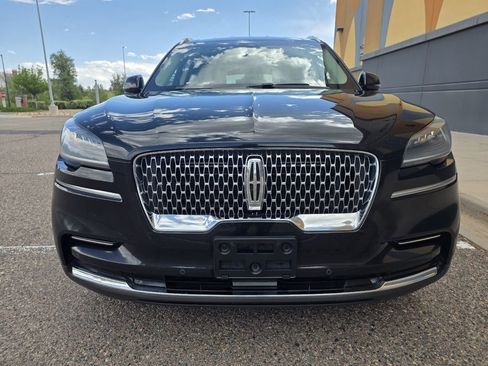 Used 2023 Lincoln Aviator AWD image 5