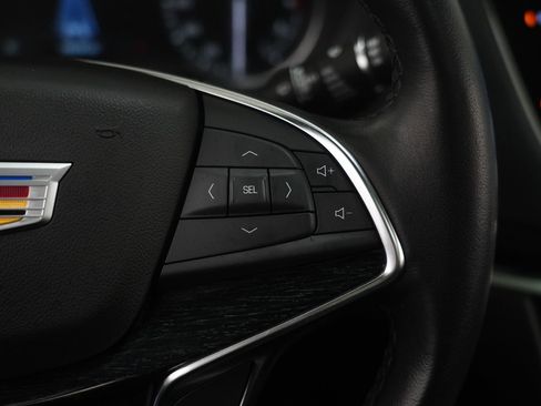 Used 2022 Cadillac XT5 Premium Luxury w/ LPO, Floor Liner Package image 19