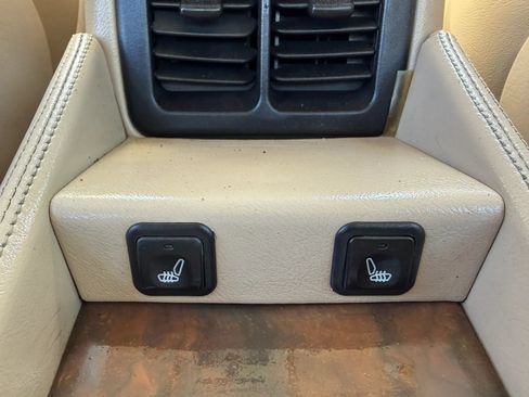 Used 2001 Jaguar XJ8 RWD image 13