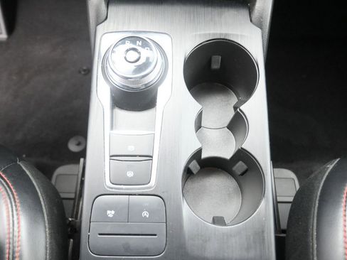 Used 2025 Ford Escape ST-Line image 9