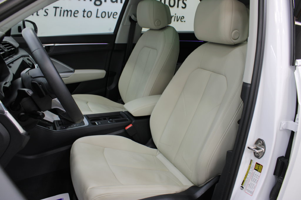 Used 2025 Audi Q3 2.0T Premium Plus AWD/4WD image 15
