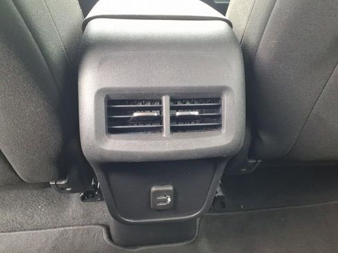 Used 2020 Chevrolet Equinox LT FWD image 12